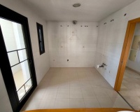 Resale - apartment - Marbella - Puerto Banús