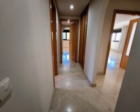 Resale - apartment - Marbella - Puerto Banús