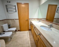 Resale - apartment - Marbella - Puerto Banús