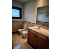 Resale - apartment - Marbella - Puerto Banús