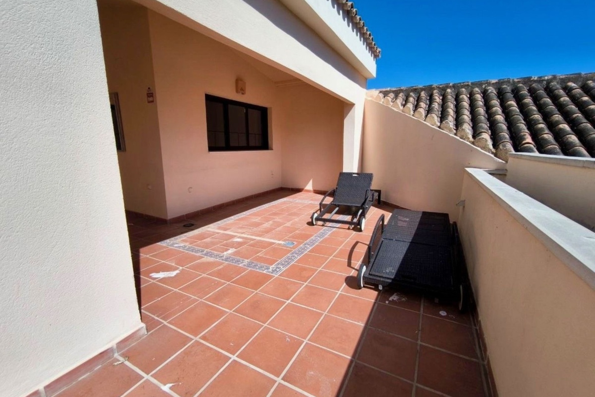 Resale - apartment - Marbella - Puerto Banús