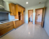 Resale - apartment - Marbella - Puerto Banús