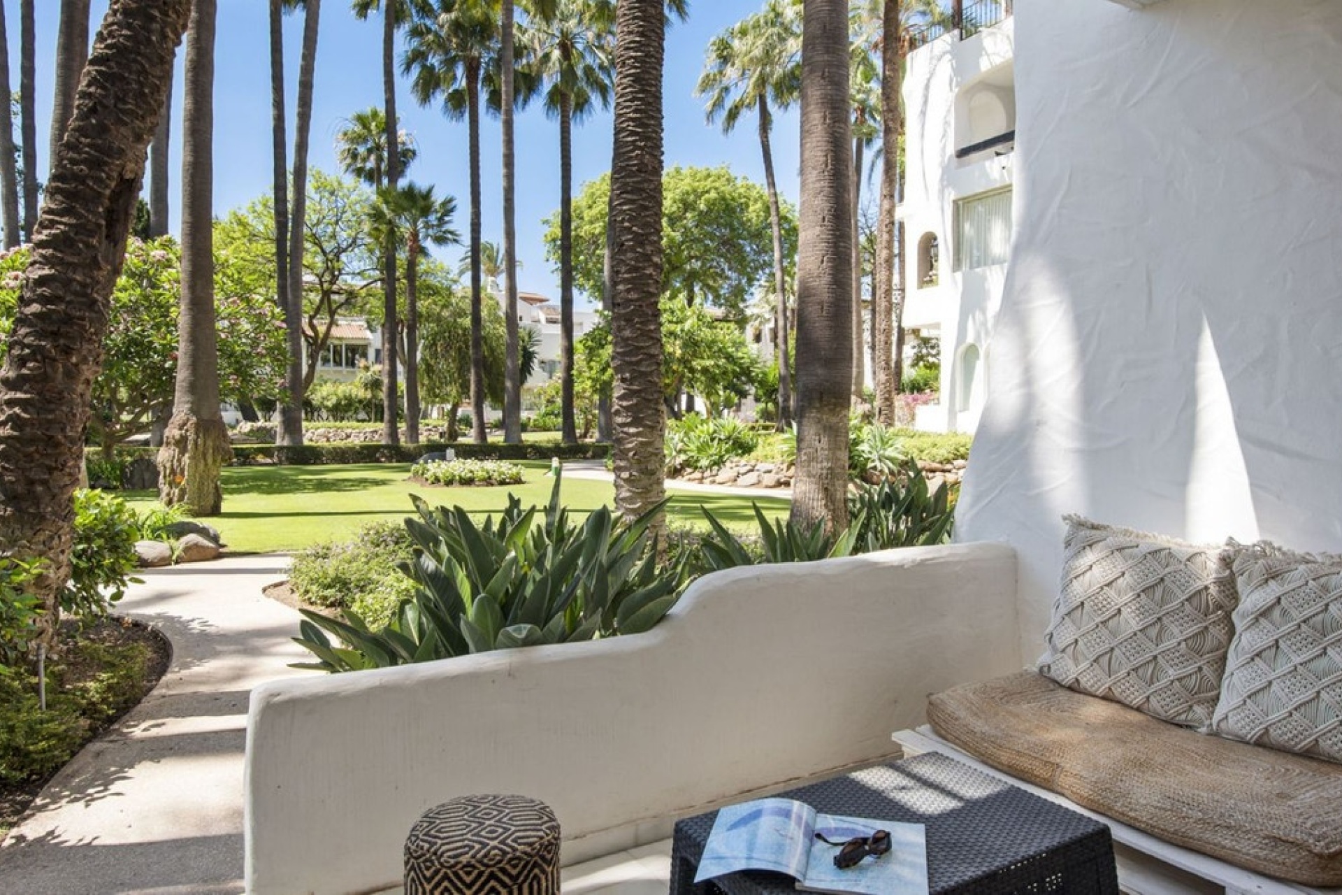 Resale - apartment - Marbella - Puerto Banús