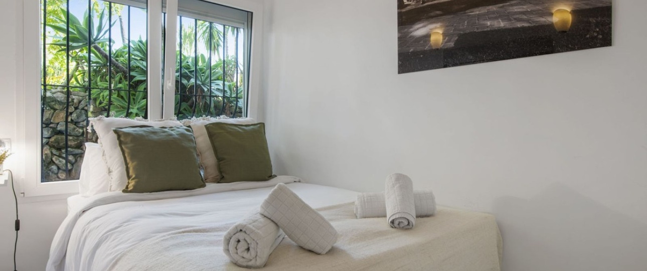 Resale - apartment - Marbella - Puerto Banús