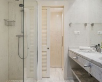 Resale - apartment - Marbella - Puerto Banús