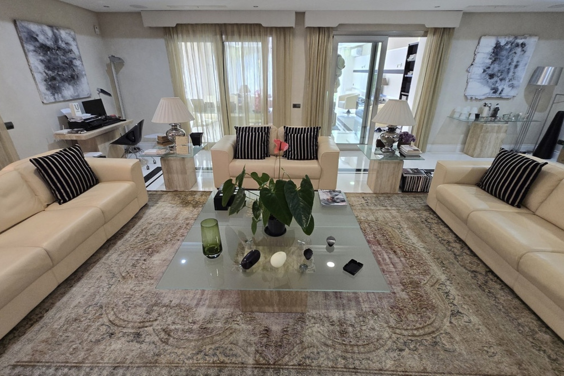 Resale - apartment - Marbella - Puerto Banús