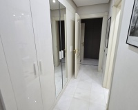 Resale - apartment - Marbella - Puerto Banús