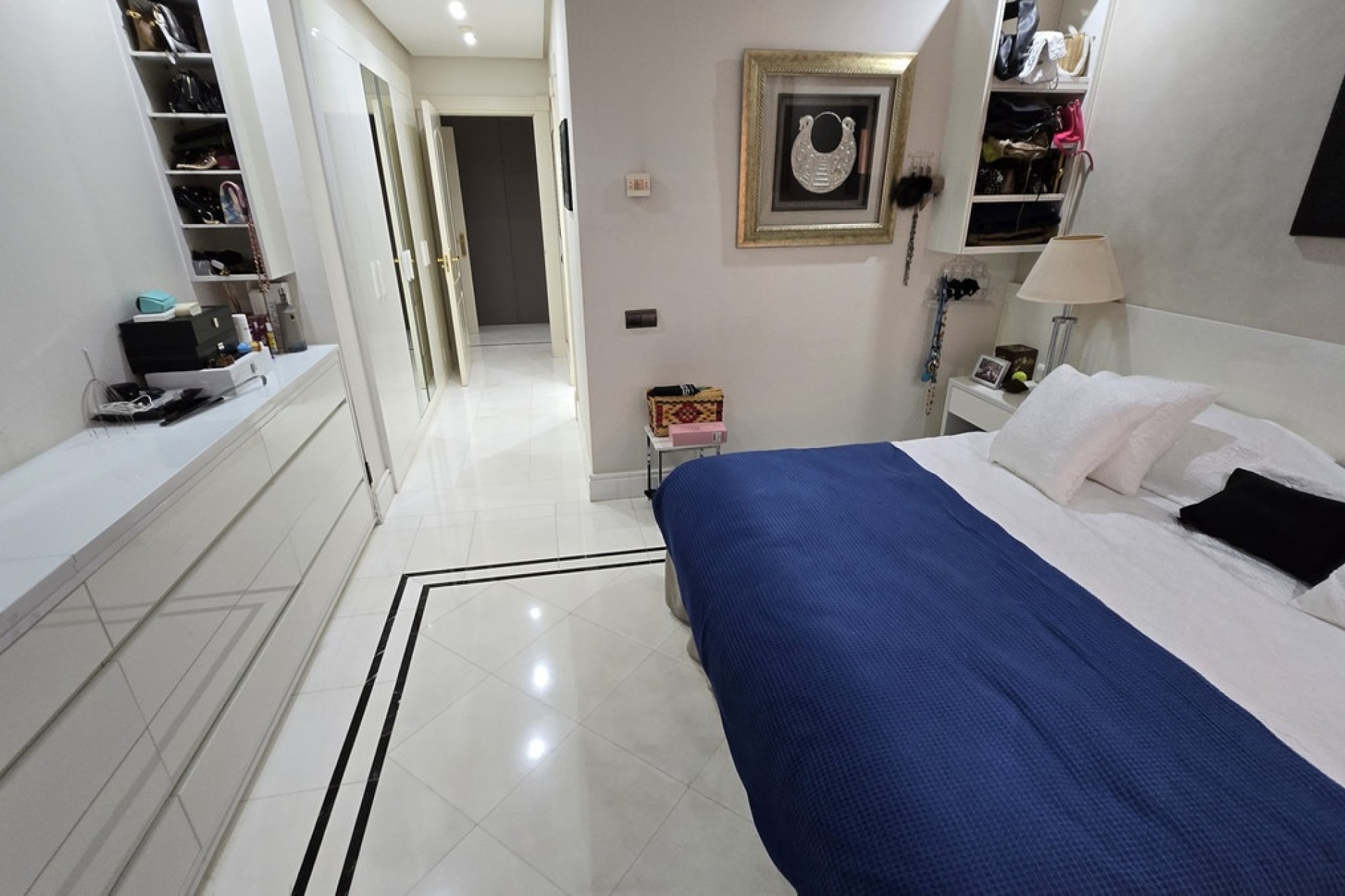 Resale - apartment - Marbella - Puerto Banús