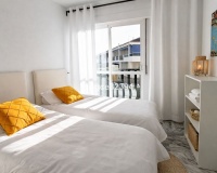 Resale - apartment - Marbella - Puerto Banús