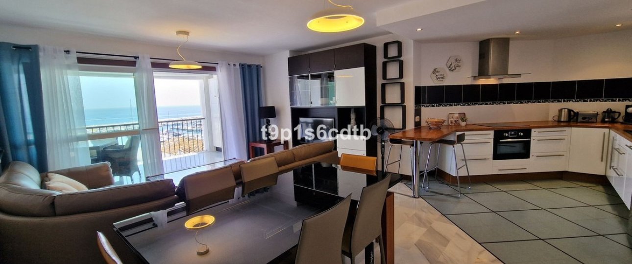 Resale - apartment - Marbella - Puerto Banús