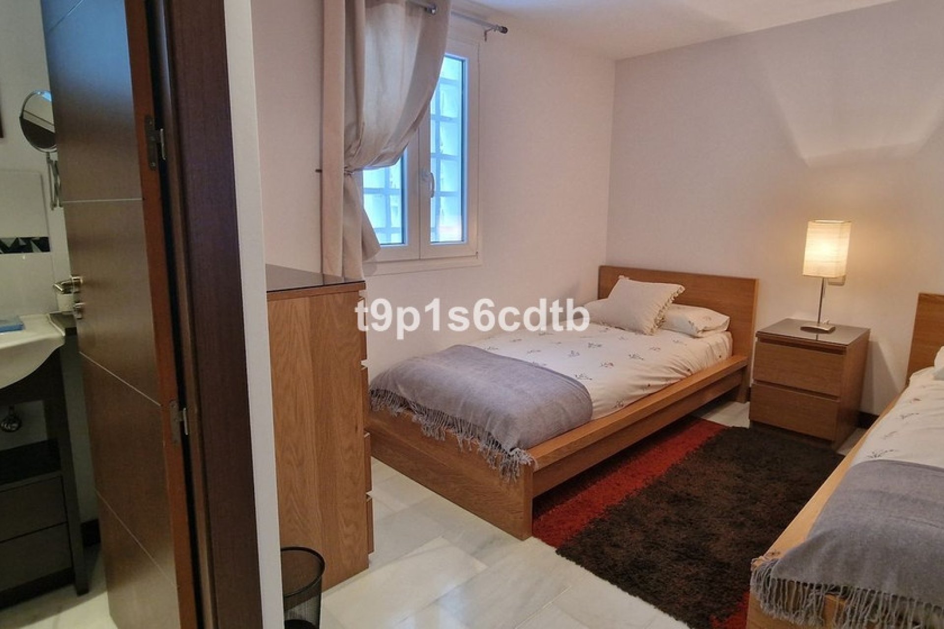 Resale - apartment - Marbella - Puerto Banús