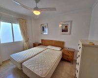 Resale - apartment - Marbella - Puerto Banús