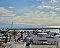 Resale - apartment - Marbella - Puerto Banús