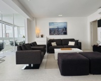 Resale - apartment - Marbella - Puerto Banús