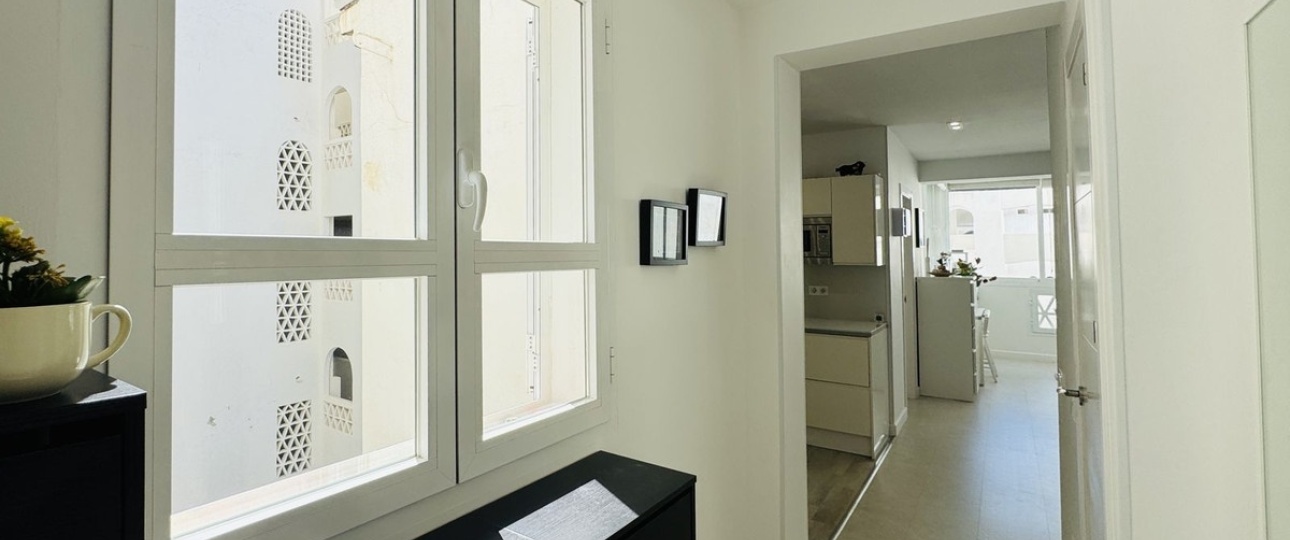 Resale - apartment - Marbella - Puerto Banús