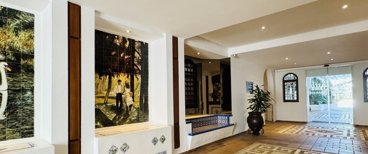 Resale - apartment - Marbella - Puerto Banús