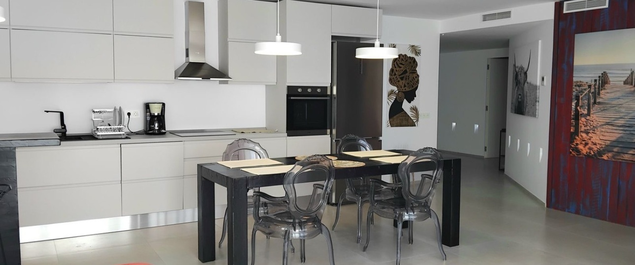 Resale - apartment - Marbella - Puerto Banús