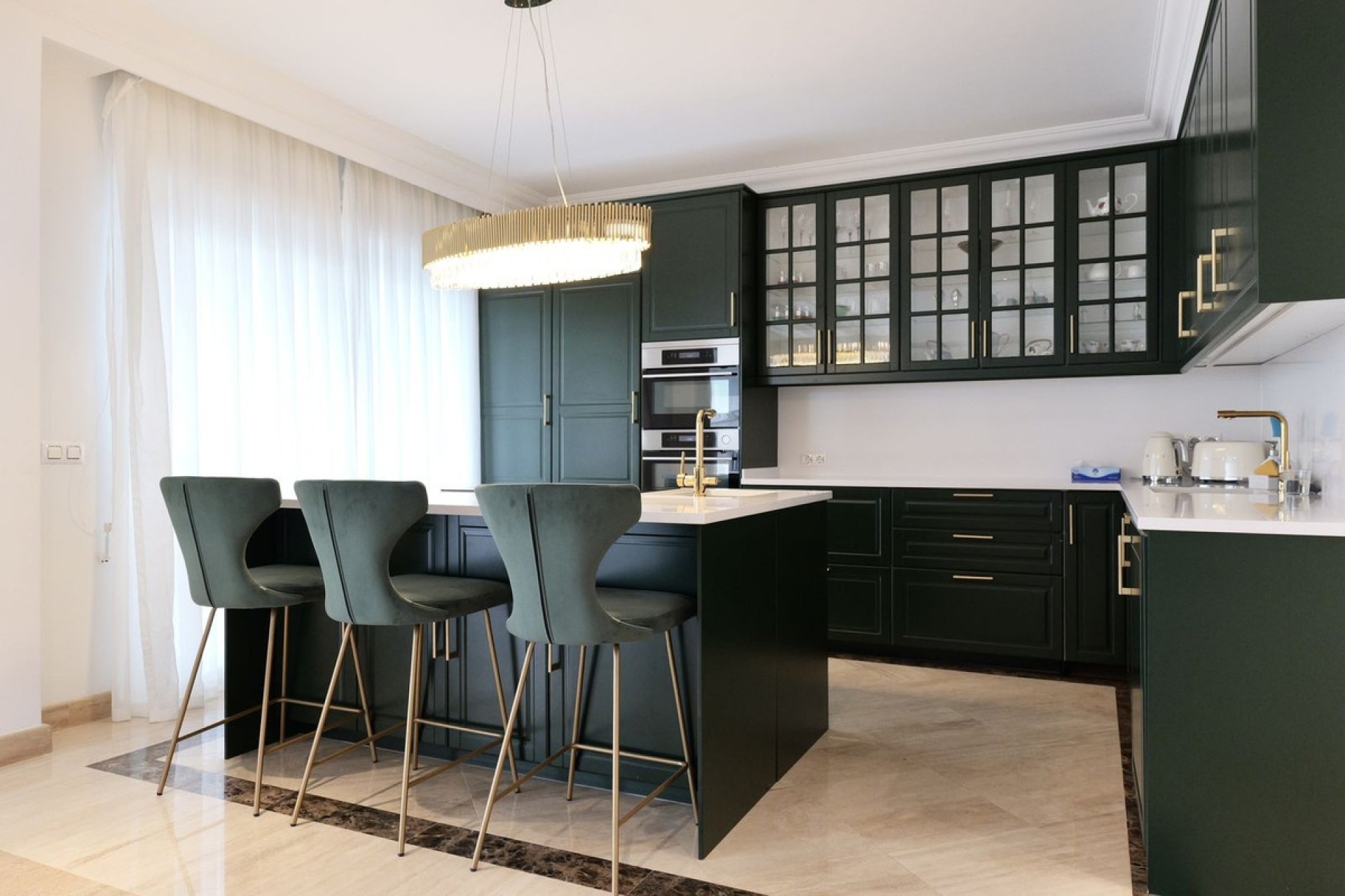 Resale - apartment - Marbella - Puerto Banús