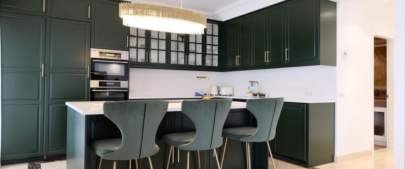 Resale - apartment - Marbella - Puerto Banús