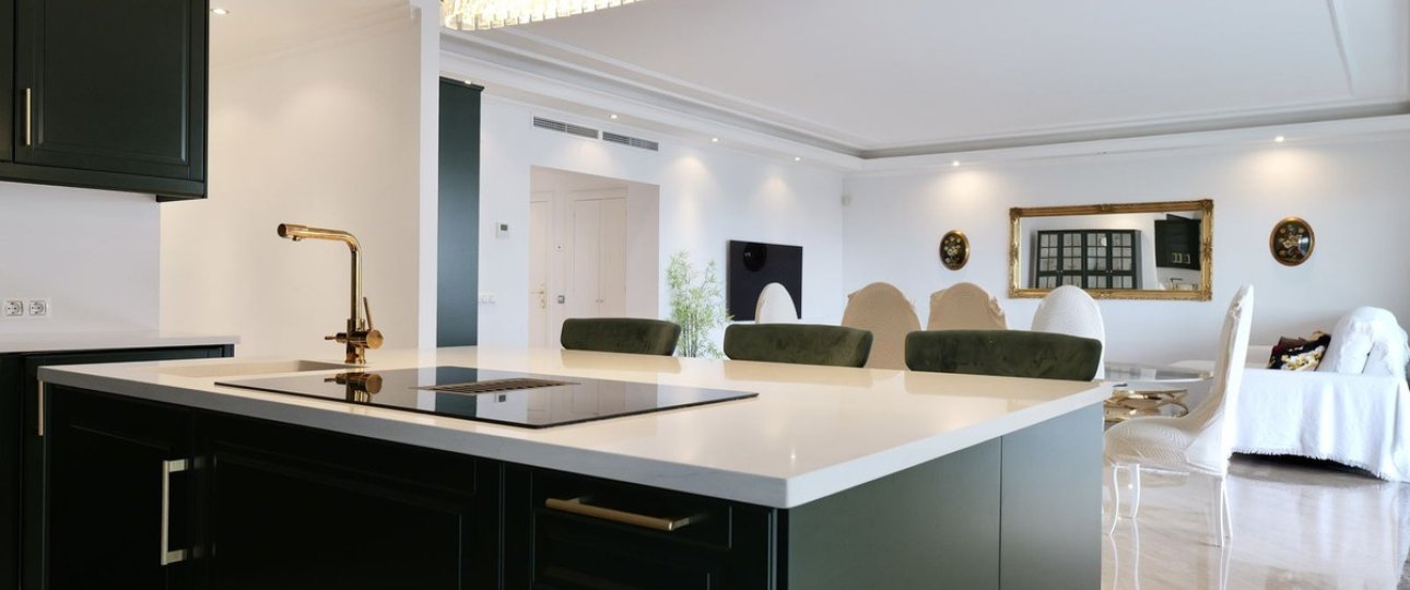 Resale - apartment - Marbella - Puerto Banús