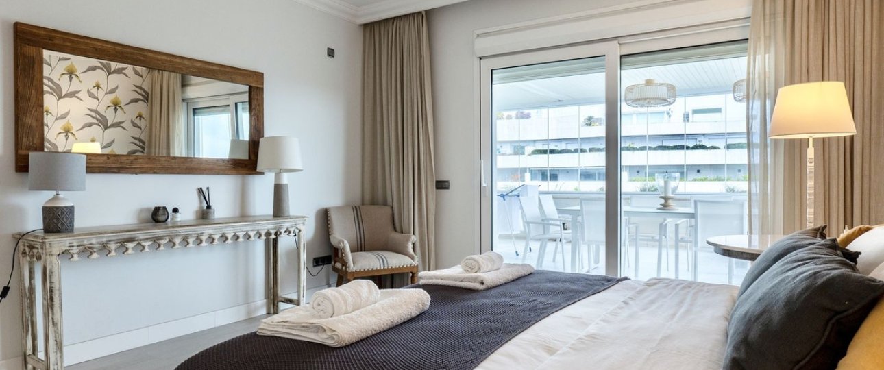 Resale - apartment - Marbella - Puerto Banús