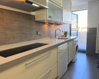 Resale - apartment - Marbella - Puerto Banús