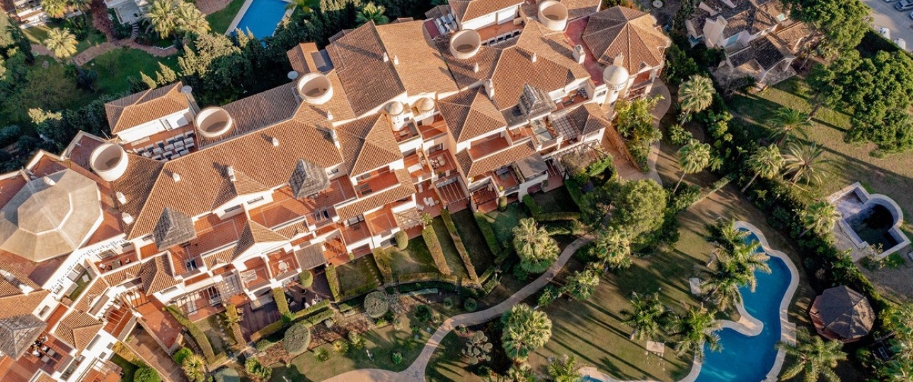 Resale - apartment - Marbella - Puerto Banús