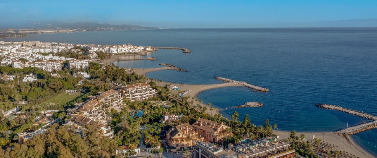 Resale - apartment - Marbella - Puerto Banús