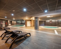 Resale - apartment - Marbella - Puerto Banús