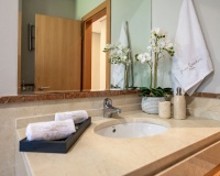 Resale - apartment - Marbella - Puerto Banús
