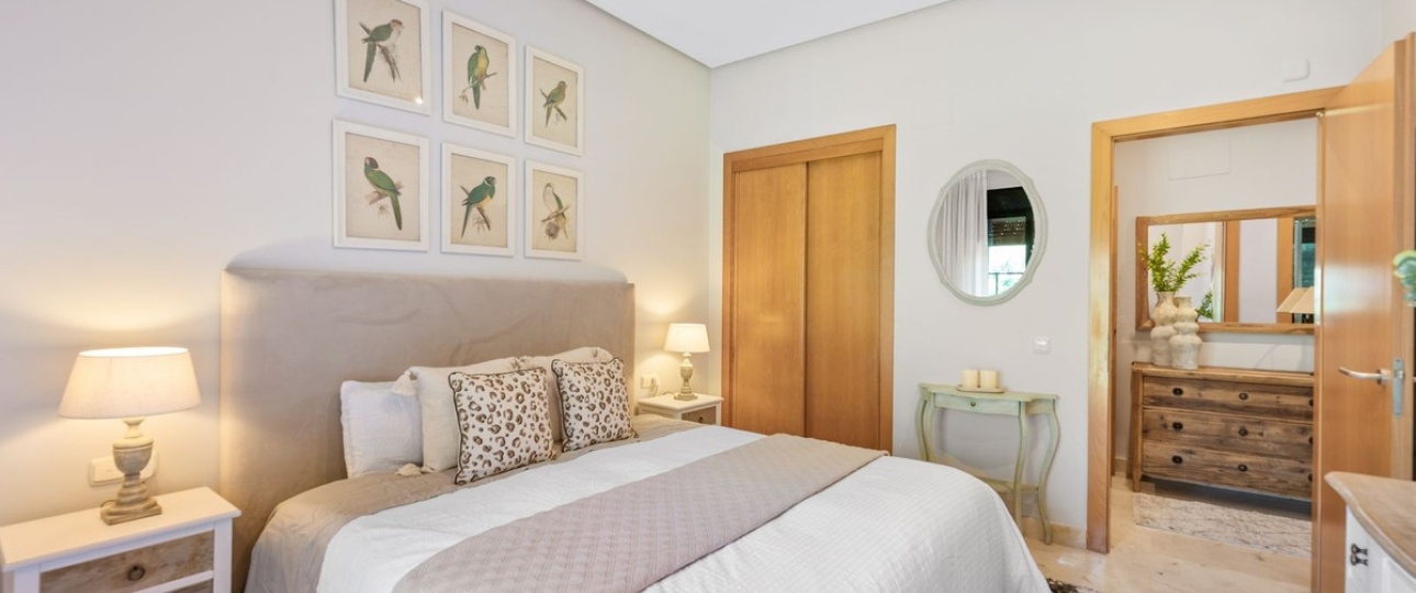 Resale - apartment - Marbella - Puerto Banús