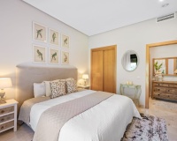Resale - apartment - Marbella - Puerto Banús
