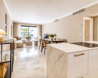 Resale - apartment - Marbella - Puerto Banús