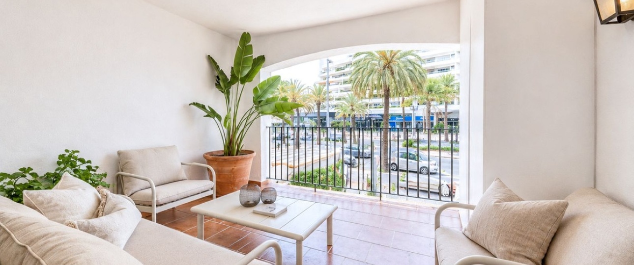 Resale - apartment - Marbella - Puerto Banús