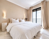 Resale - apartment - Marbella - Puerto Banús