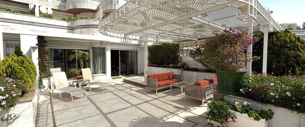 Resale - apartment - Marbella - Puerto Banús