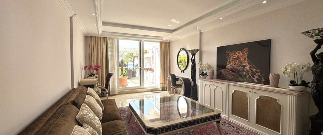 Resale - apartment - Marbella - Puerto Banús