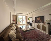 Resale - apartment - Marbella - Puerto Banús