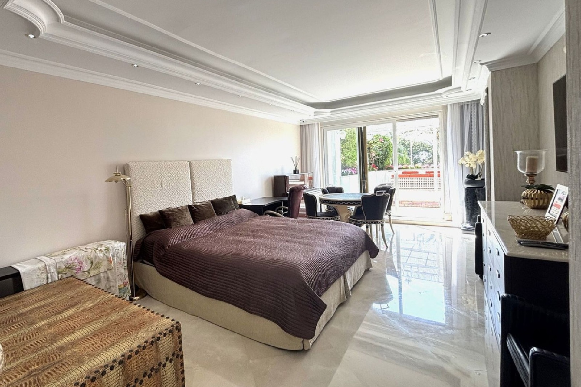 Resale - apartment - Marbella - Puerto Banús