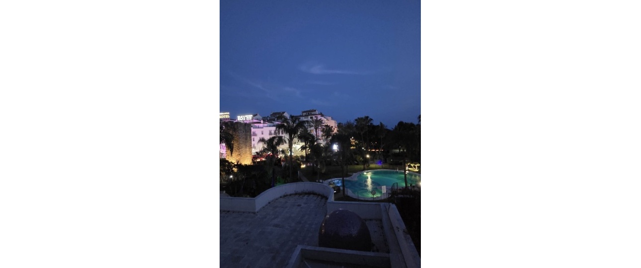 Resale - apartment - Marbella - Puerto Banús