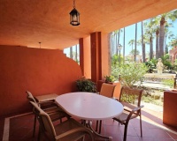 Resale - apartment - Marbella - Puerto Banús