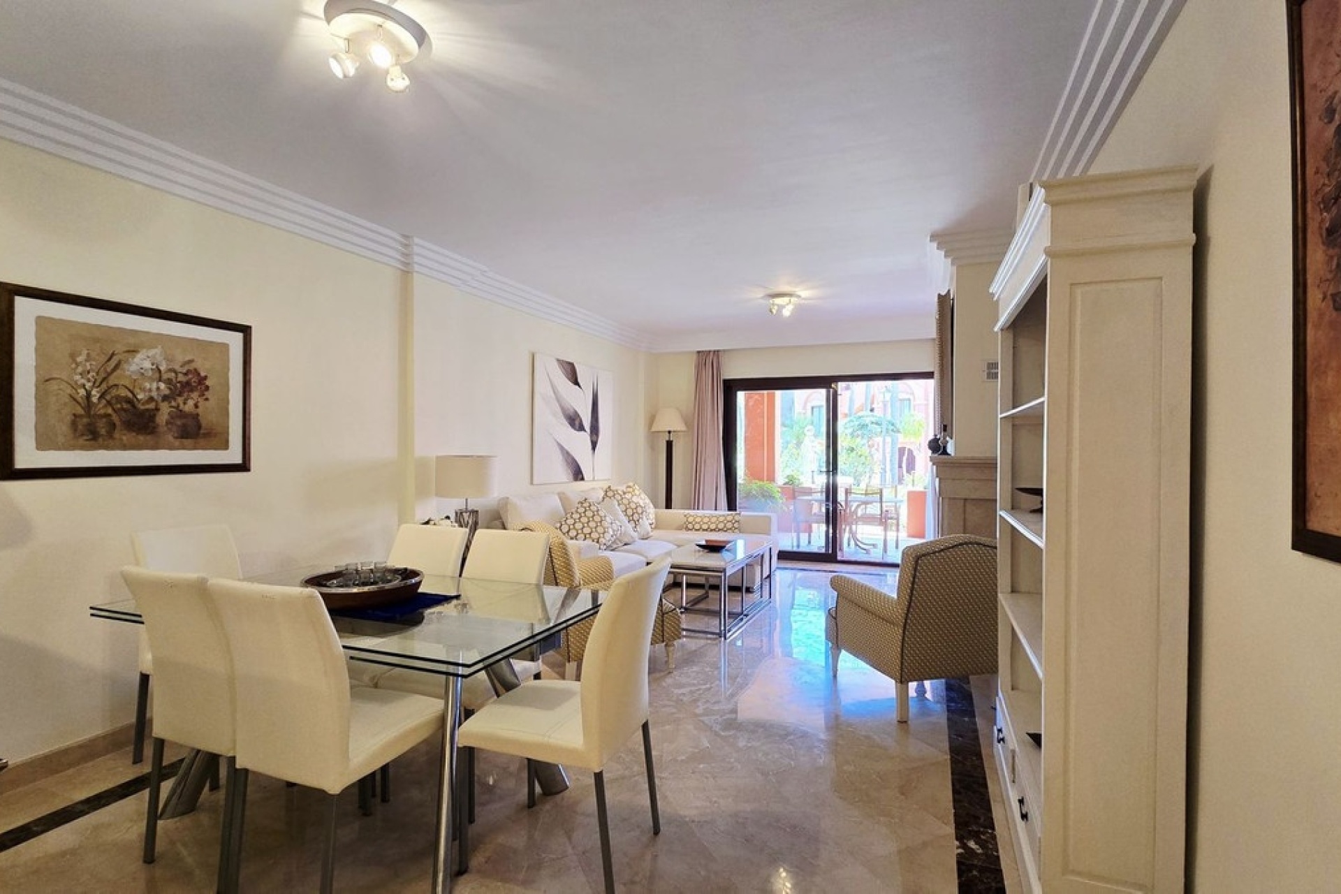 Resale - apartment - Marbella - Puerto Banús