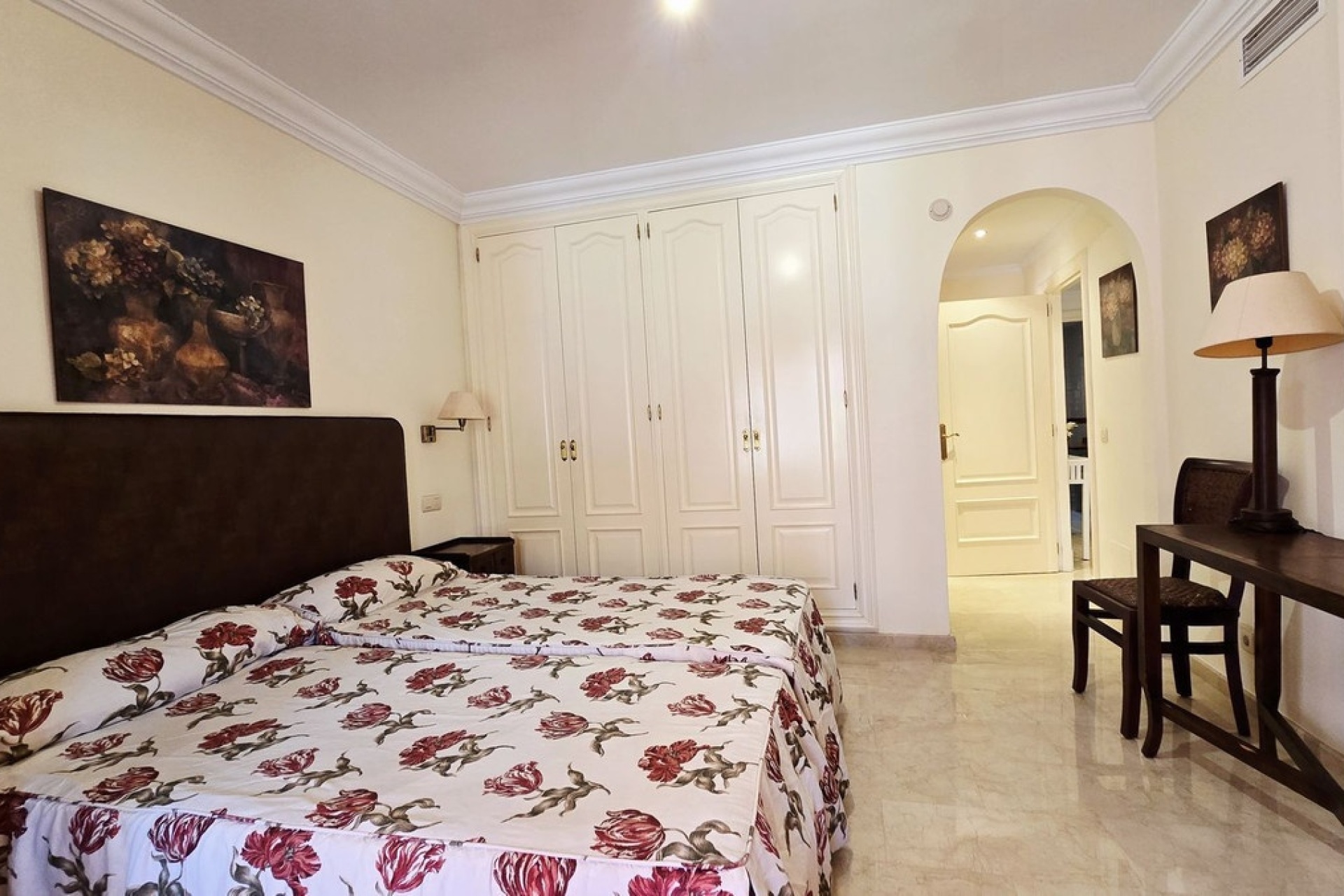 Resale - apartment - Marbella - Puerto Banús
