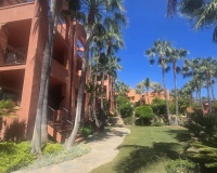 Resale - apartment - Marbella - Puerto Banús