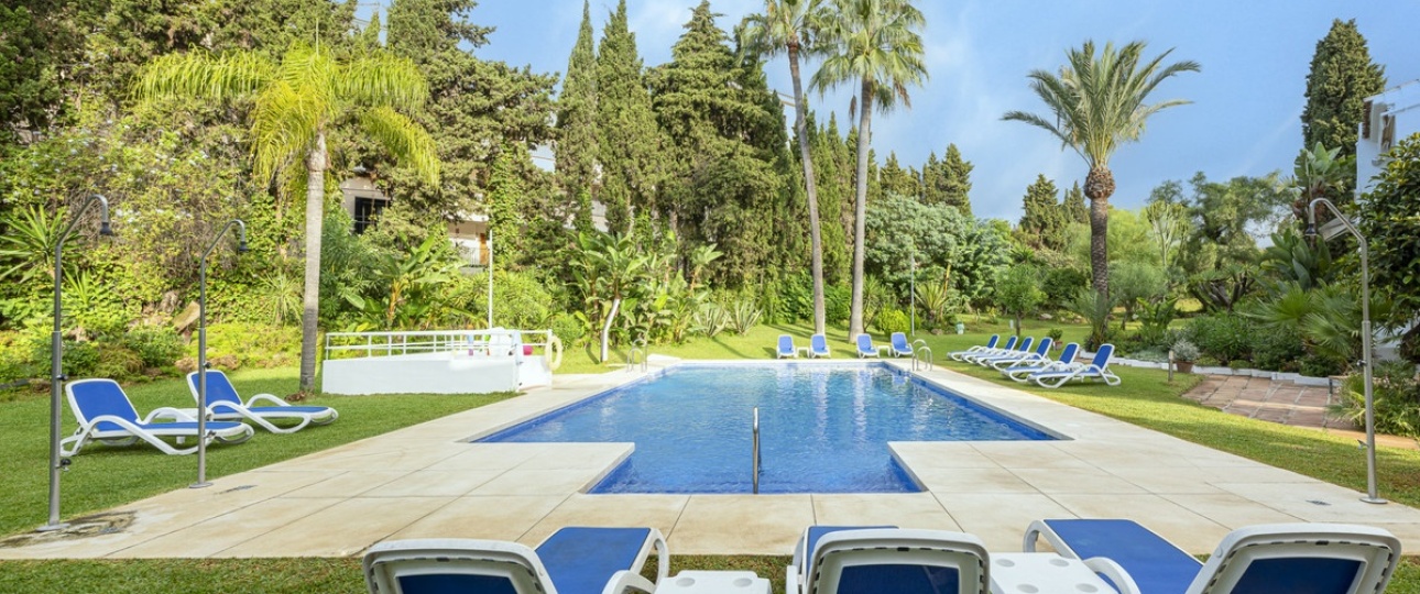 Resale - apartment - Marbella - Puerto Banús