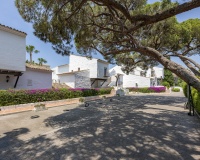 Resale - apartment - Marbella - Puerto Banús