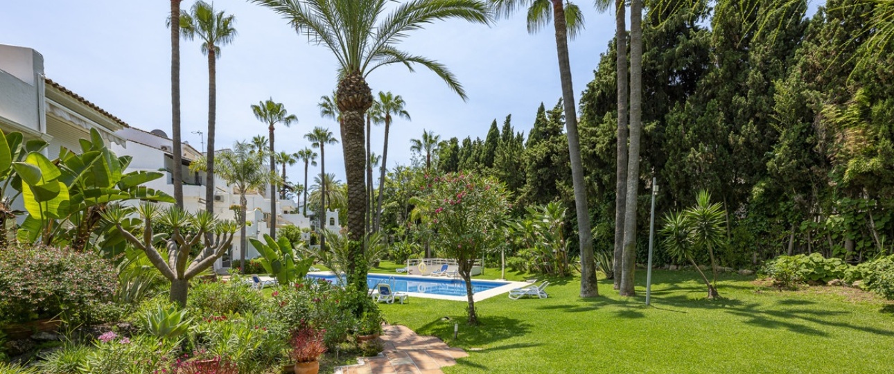 Resale - apartment - Marbella - Puerto Banús