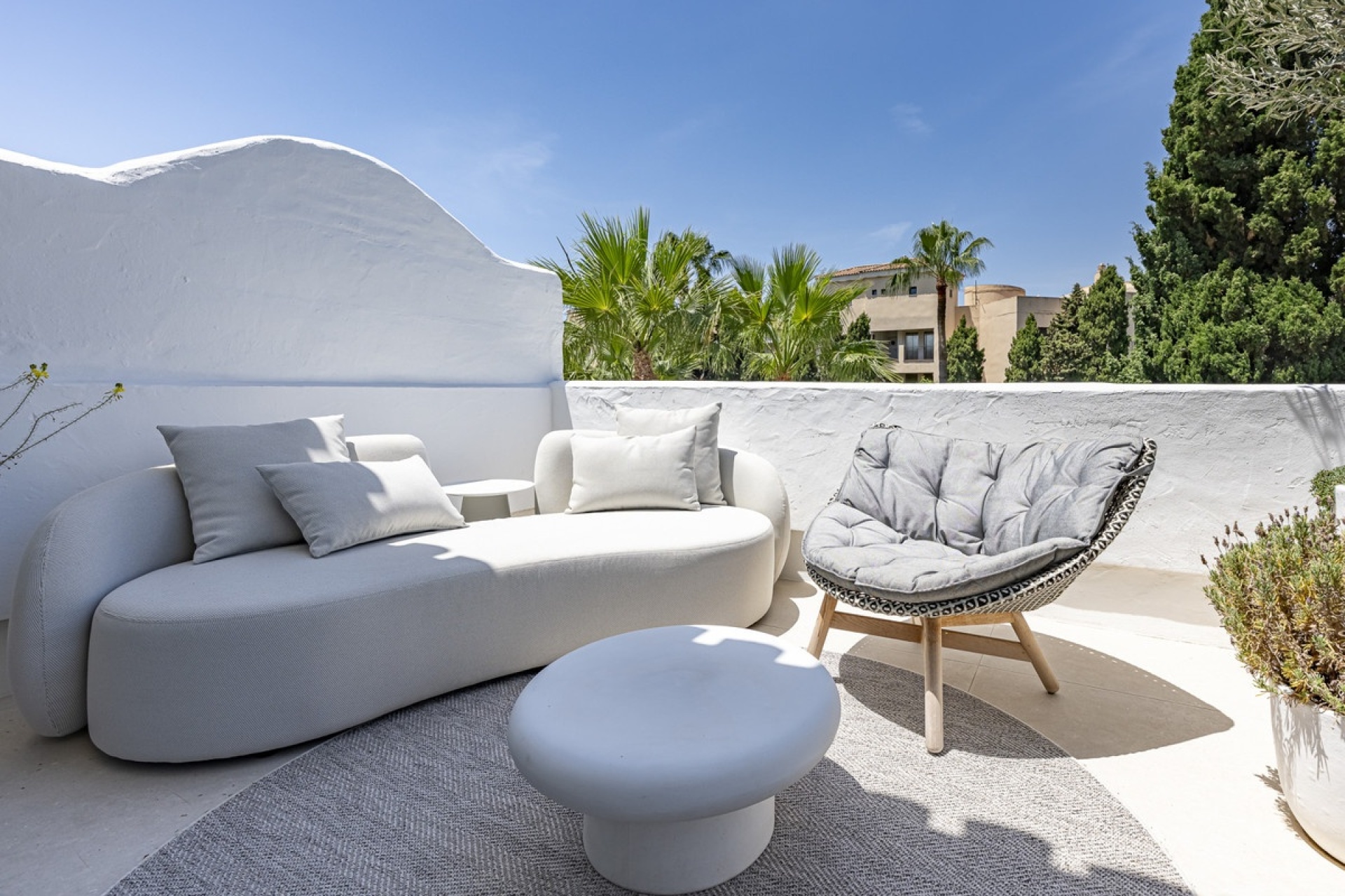 Resale - apartment - Marbella - Puerto Banús