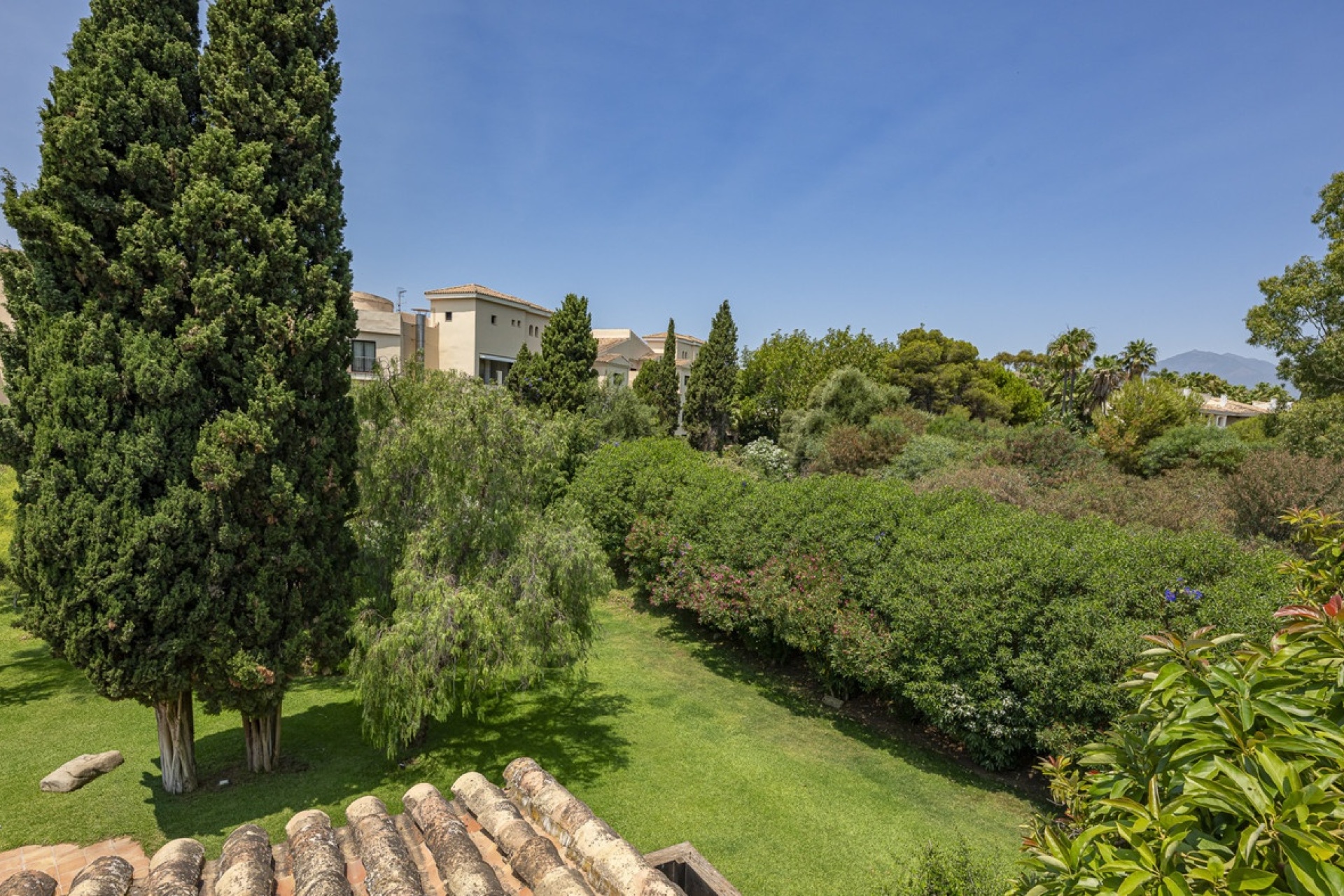 Resale - apartment - Marbella - Puerto Banús
