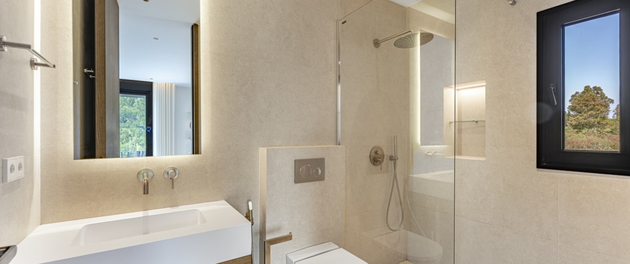 Resale - apartment - Marbella - Puerto Banús